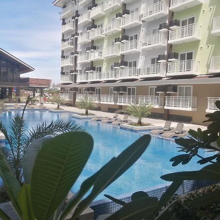 Condo Azur Suites A326 Amani Resorts Residences , 5 Minutes Airport, Netflix, Stylish, Cozy With Luxurious Swimming Pool Lapu-Lapu City Eksteriør billede