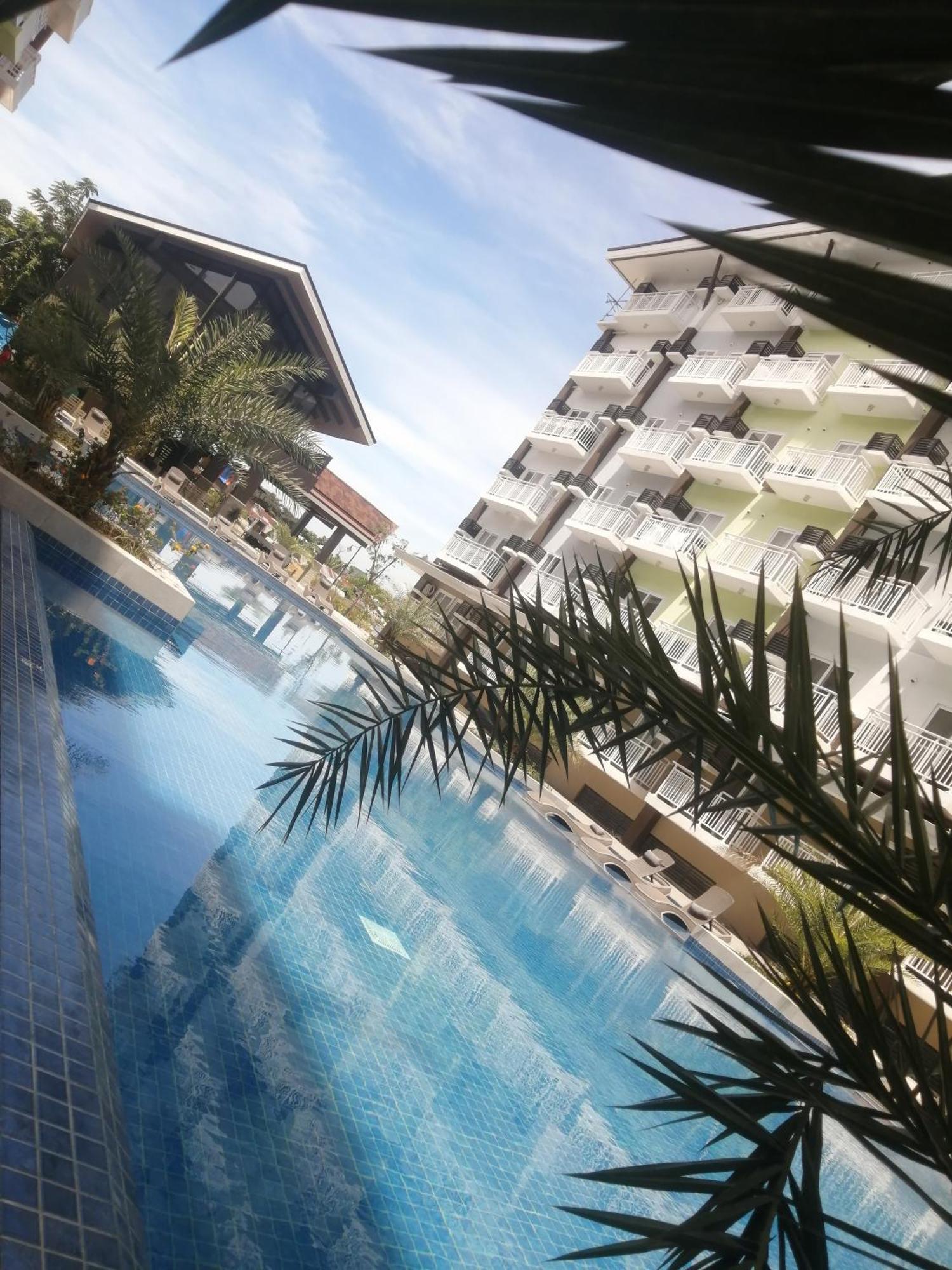Condo Azur Suites A326 Amani Resorts Residences , 5 Minutes Airport, Netflix, Stylish, Cozy With Luxurious Swimming Pool Lapu-Lapu City Eksteriør billede