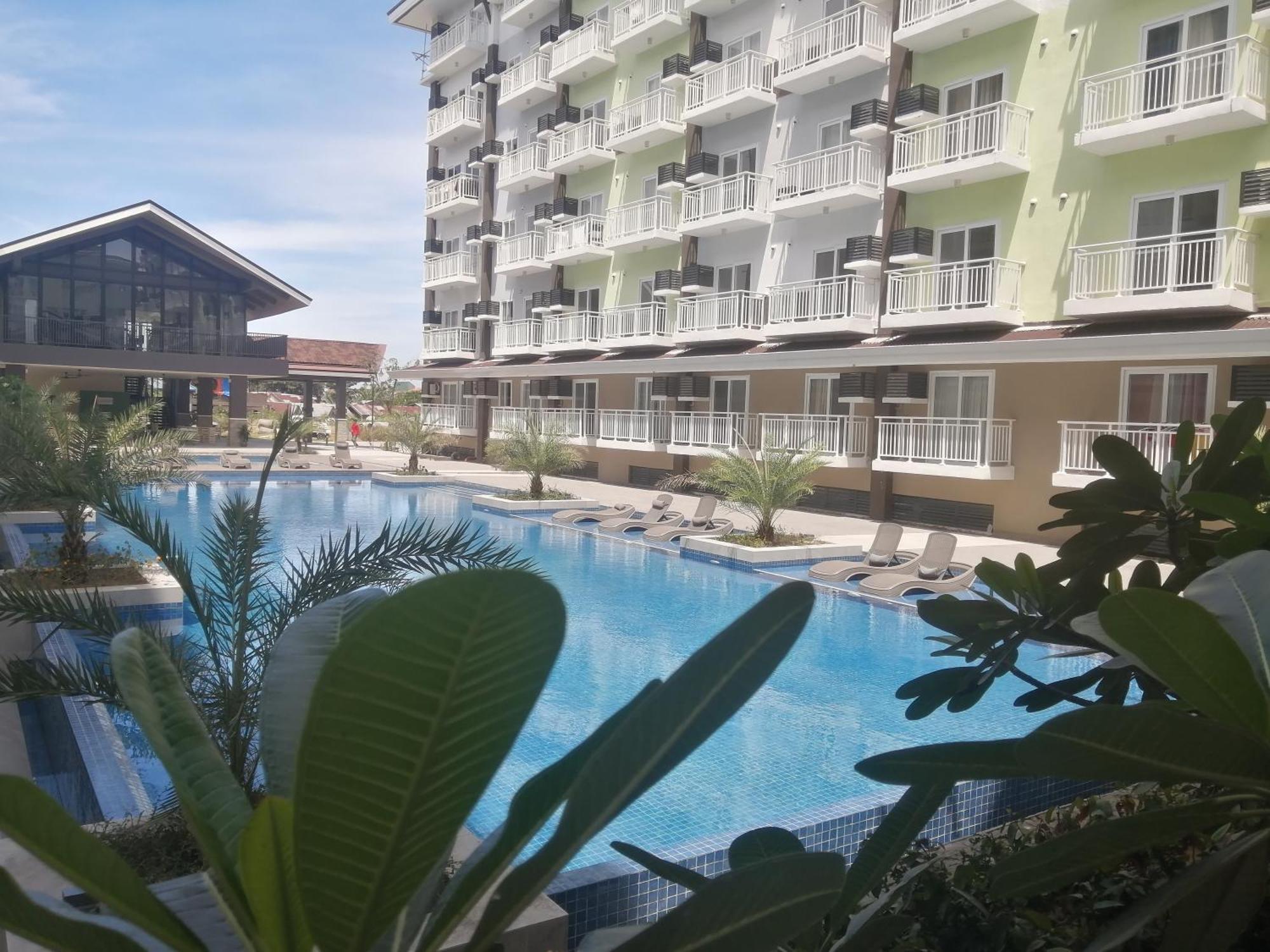 Condo Azur Suites A326 Amani Resorts Residences , 5 Minutes Airport, Netflix, Stylish, Cozy With Luxurious Swimming Pool Lapu-Lapu City Eksteriør billede
